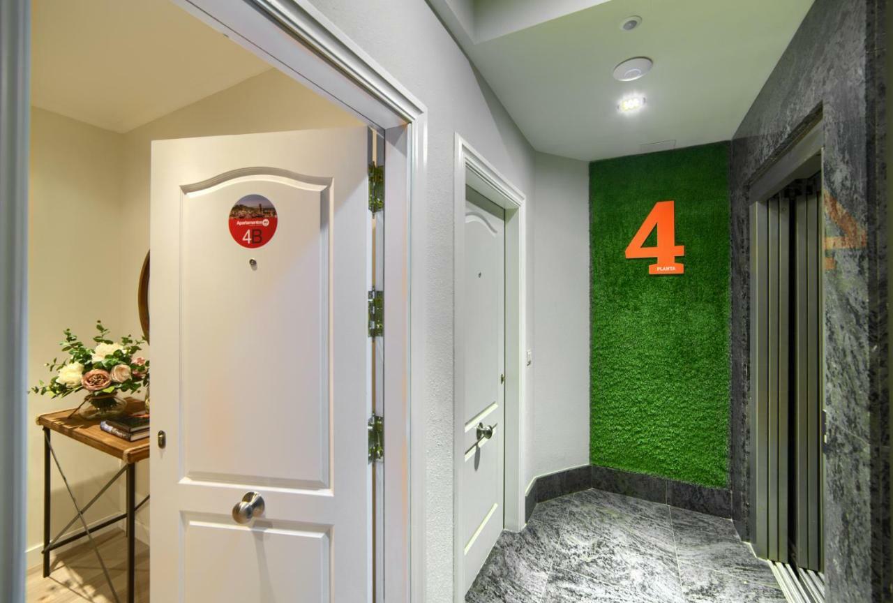 Apartamentos4U Tudela Centro - Parking Incluido Екстер'єр фото
